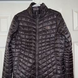 WOMENS MEDIUM NORTH FACE  COAT JACKET THERMOBALL**DARK GREY CHARCOAL COLOR **