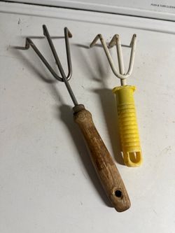 Garden Tools Hand Rakes BOTH FOR