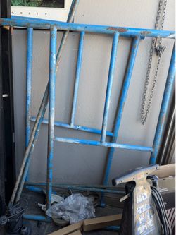 Scaffold with wheels