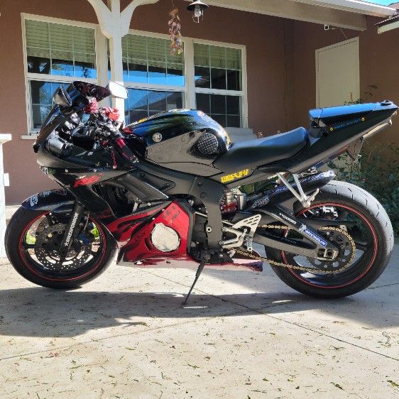 2004 Yamaha R6 for Sale in Bakersfield, CA - OfferUp