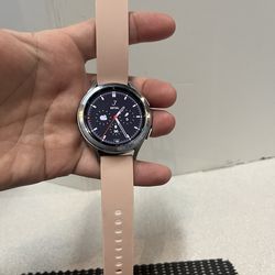 SAMSUNG Galaxy Watch 4 Classic SM-R890 46MM Bluetooth Smartwatch-Silver/Pink