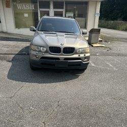 2006 BMW X5 Gold 