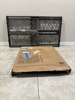 Adjustable Pet Gate - Fits Openings 26” - 40”