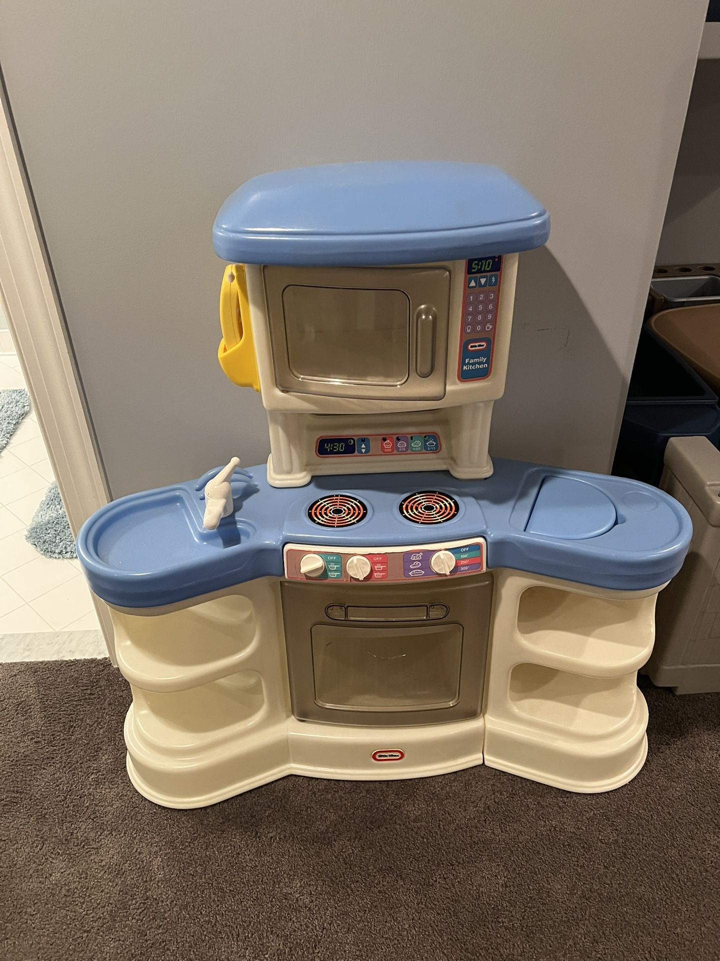 Little Tikes Kitchen