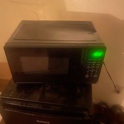 Microwave FOR SALE!