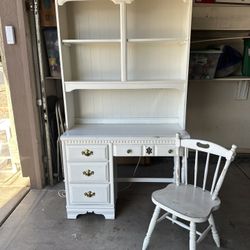 White Desk With Hutch And Chair 