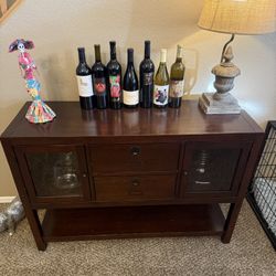 Side Board/TV Stand
