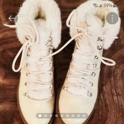 EUC Sz 6.5 Esprit Cream Patent Ankle Boots