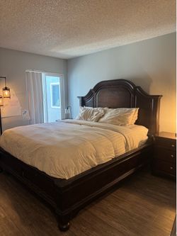 FREE King size bed frame set