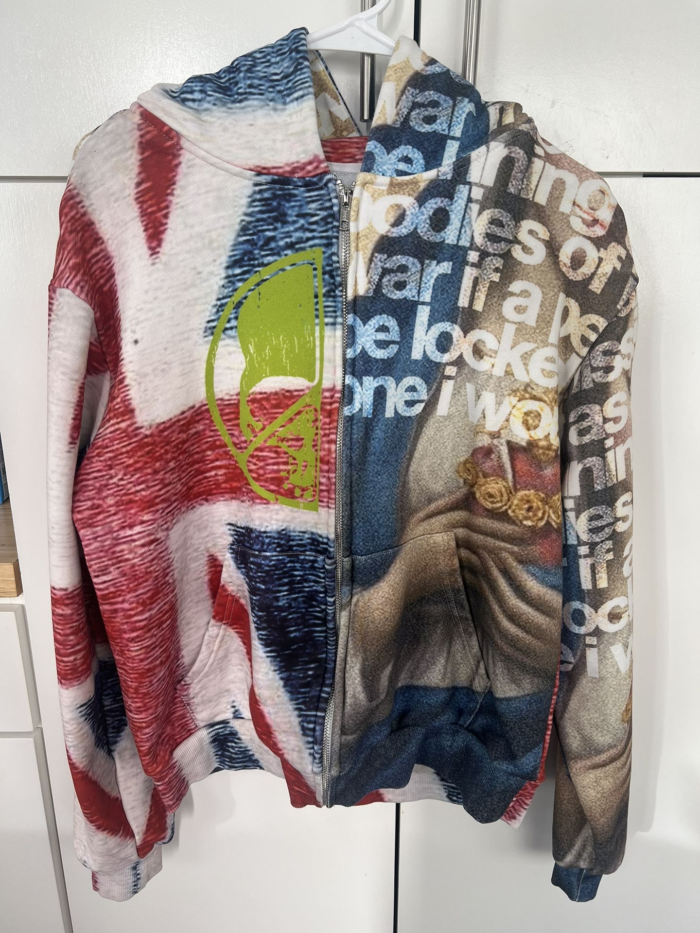 ihatestars x peaceinwar zip up size S