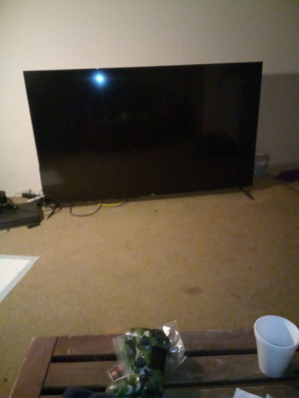 75 Inch Roku TV