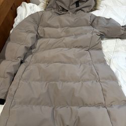 Tna Powder Parka