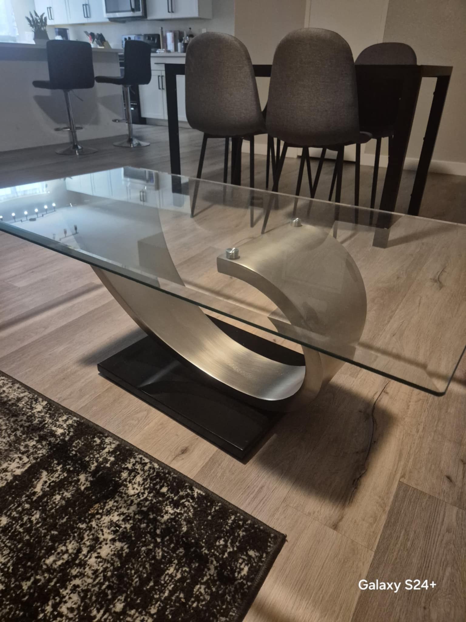 Gorgeous Center Table