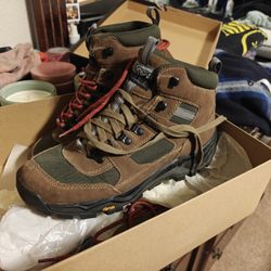 J crew Nordic waterproof Hiker boots Vibram