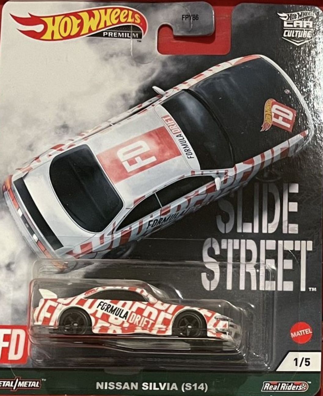 Hot Wheels Slide Street Nissan Silvia (S14)