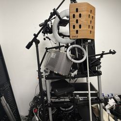 Studio Clearance Stands/Cords/lights/mics galore!