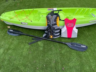 PELICAN KAYAK - ALL INCLUIDED