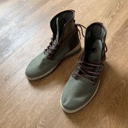 nice pair of timberlands