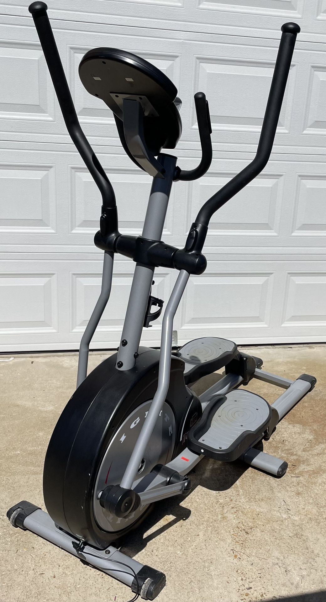 Ignite 1436 Elliptical Workout Excersise Machine