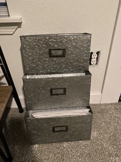 Metail Mail/paper Organizer