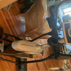 PROFORM Endurance 720E  Elliptical 