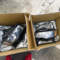 2016 Jeep Grand Cherokee Headlamps