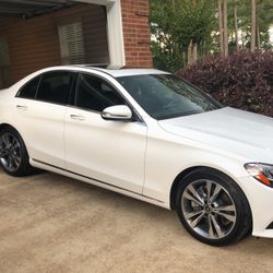 2019 Mercedes-Benz C 300