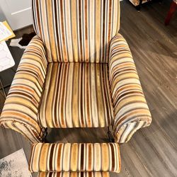 Reclining Chair 