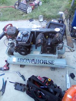 10 Gallon Industrial Air Compressor