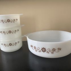 Four Vintage Dynaware Dishes 