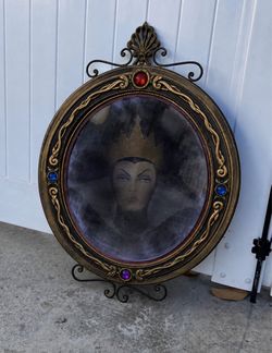 Vintage Looking Metal Mirror. 25 inches Diameter