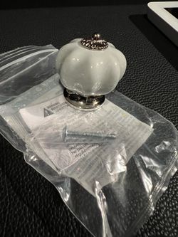 Set of 6 Ceramic Cabinet Pulls NEW