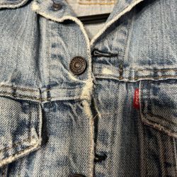 Vintage Levi’s Distressed Blue Denim Trucker Jacket