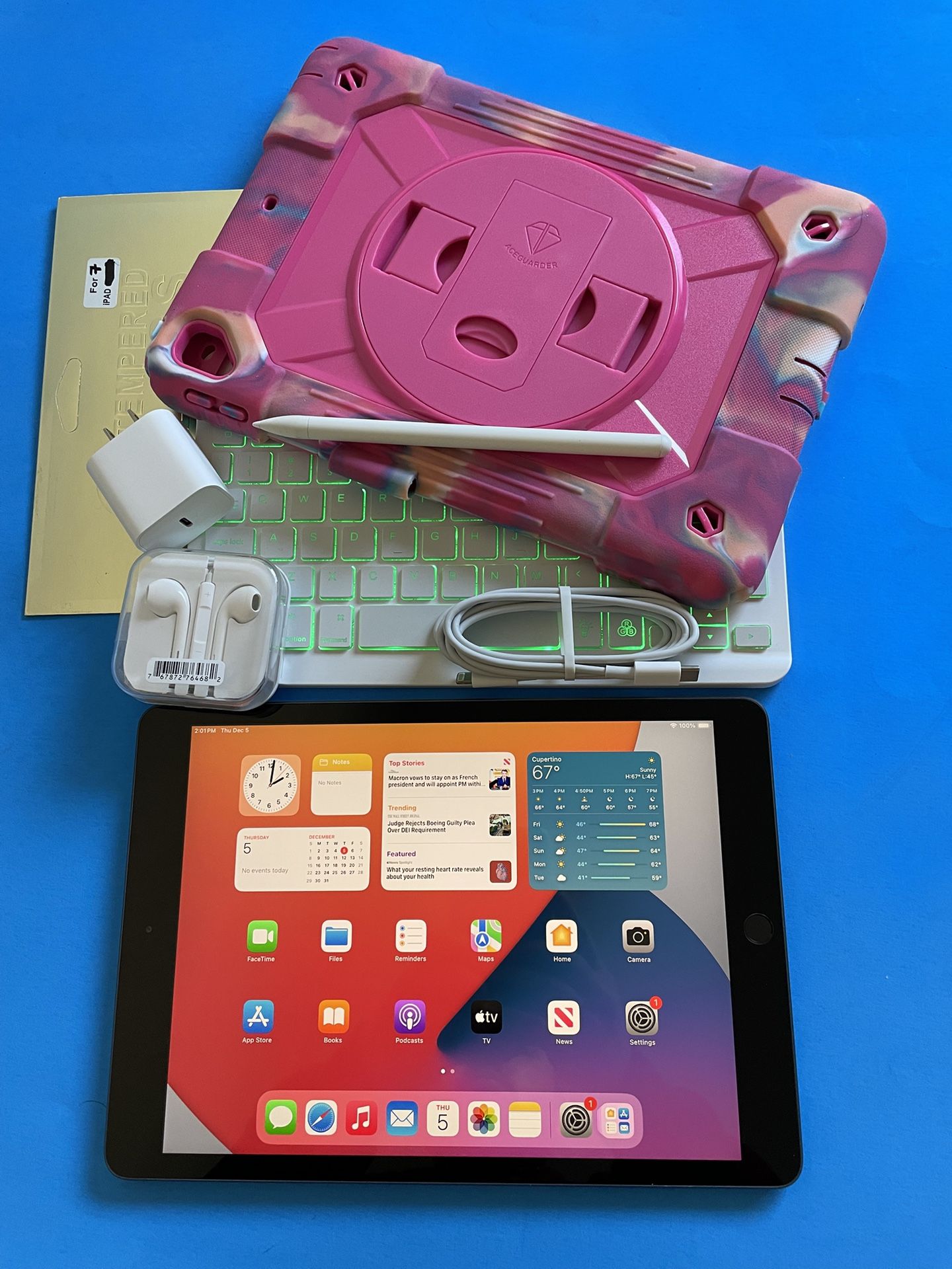 Apple IPad 7th Generation (10.2” Retina /Latest IOS 18/ 2019 model) 32GB with stylus pen, keyboard, case & Accessories (128GB $259)