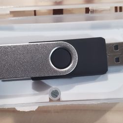 1Tb USB Flash Drive