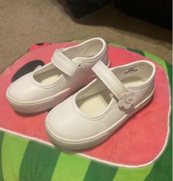 Girl shoes