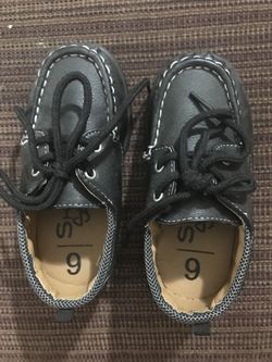 Toddler black shoes Size 6