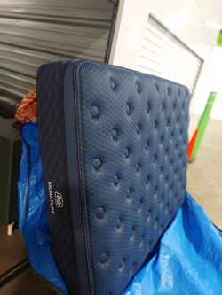 Hybrid Mattress queen