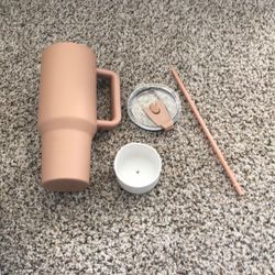 Beautiful Brown 34 Ounce Tumblr