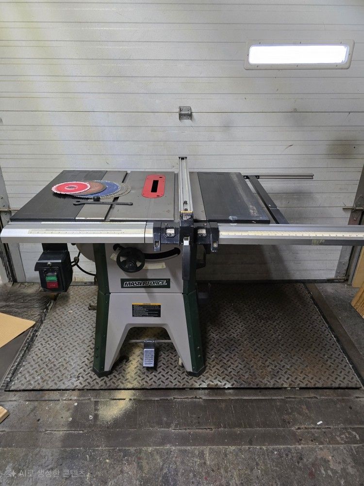 Table Saw 10"