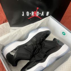 Jordan 11 Space Jams