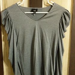 Brand new women's gray top