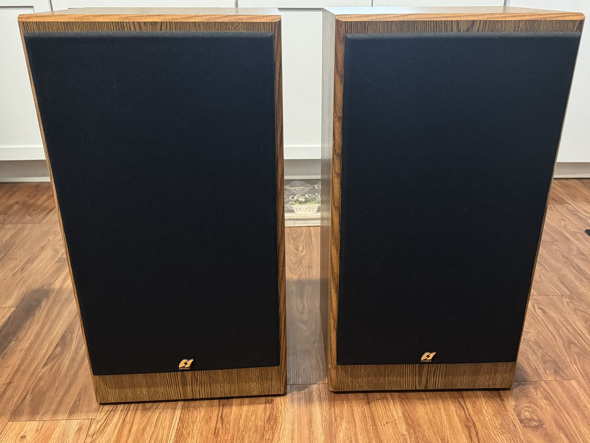Vintage Sansui SP-X3U Speakers 250 Watts 