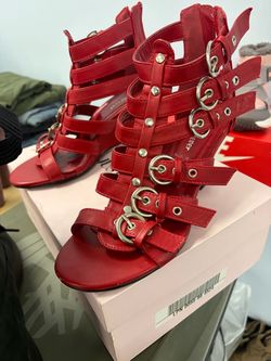 Women shoes size 7