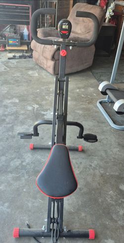 Squat machine