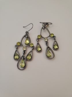 Earings