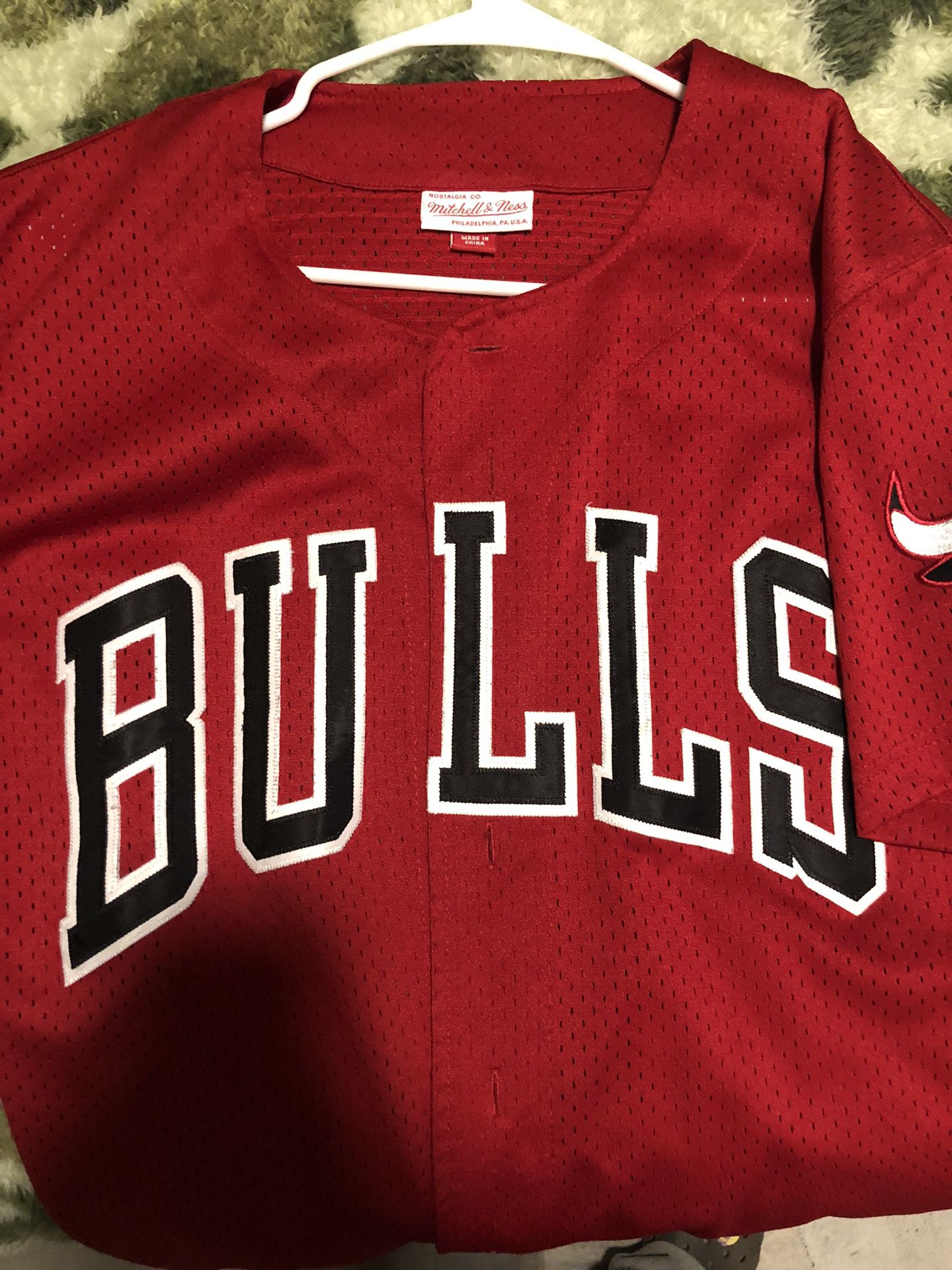 Mitchel & Ness Bulls Baseball Style Jersey 