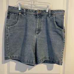 Bill Blass Size 12 Women’s Blue Denim Shorts