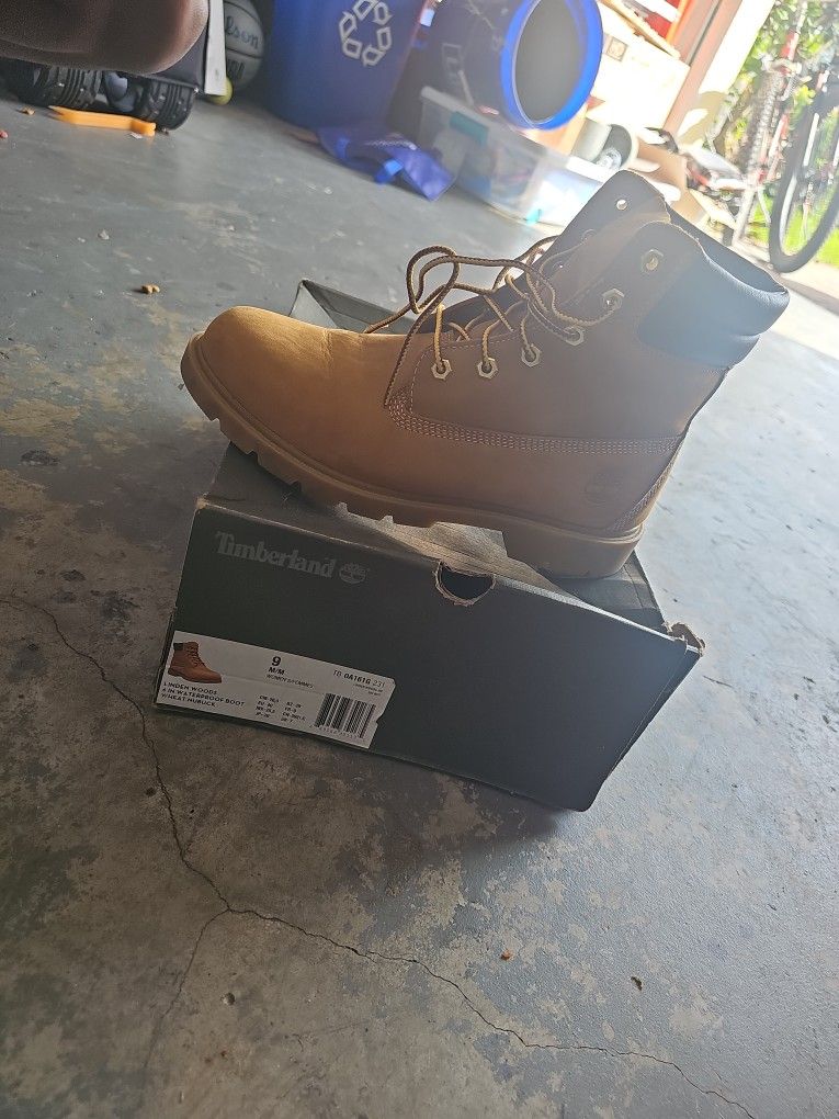 Waterproof Timberlands Woman Size 9m 