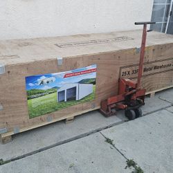 NEW SEALED 25'X35'FT METAL WAREHOUSE METAL SHED COLOR CREAM 2 DOORS LIKE YOU SEEN IN THE PICTURES IDEAL FOR YOU FARM,LAND,BUSSINES ETC IF SOMEBODY INT